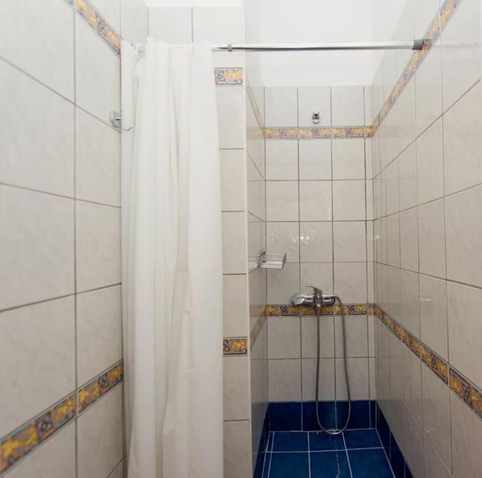 Thano'S Stylish Flat Just 150M To The Beach Faraí Екстериор снимка