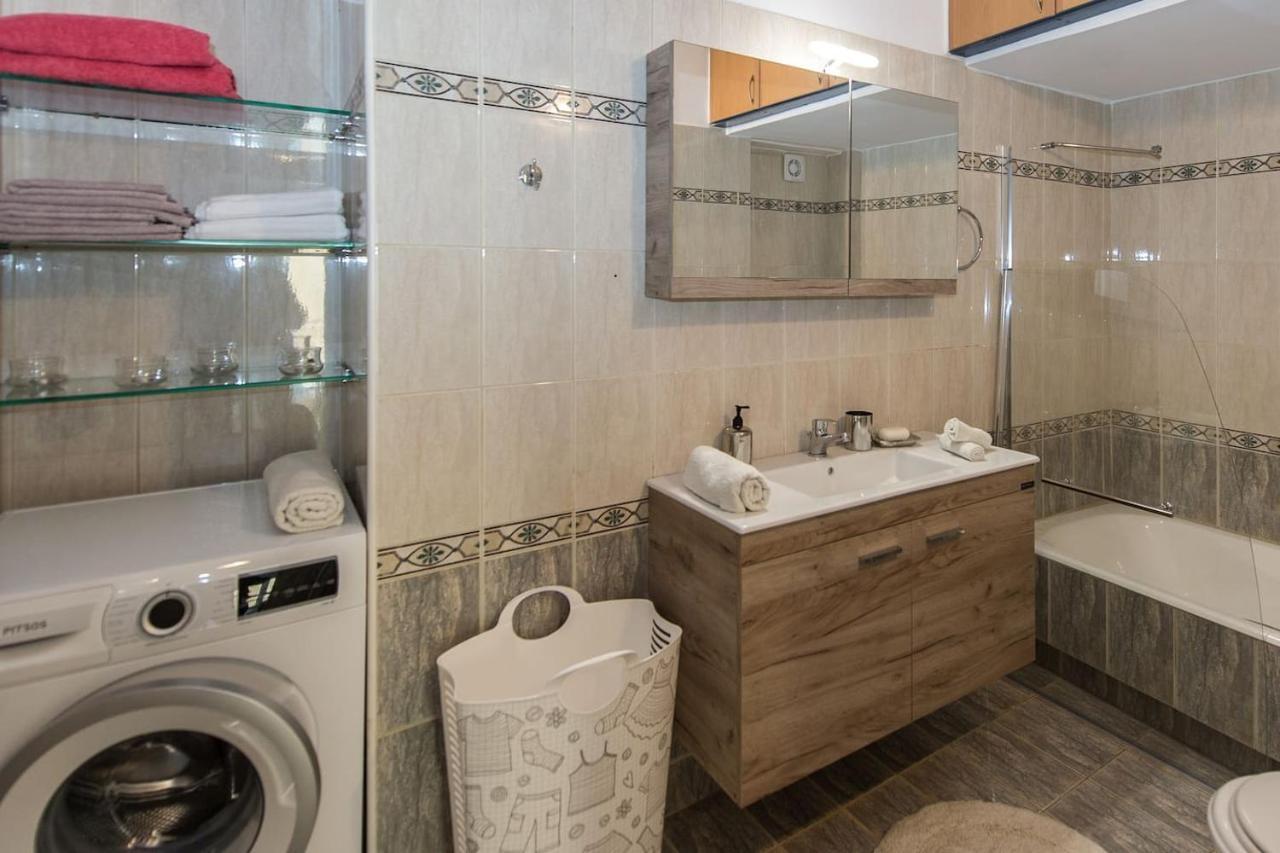 Thano'S Stylish Flat Just 150M To The Beach Faraí Екстериор снимка